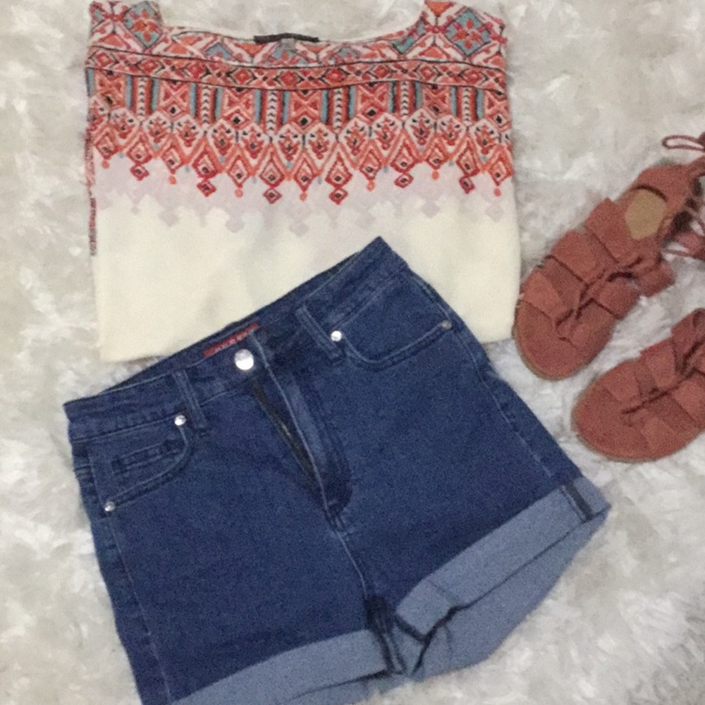 BNWT GUESS JEAN SHORTS